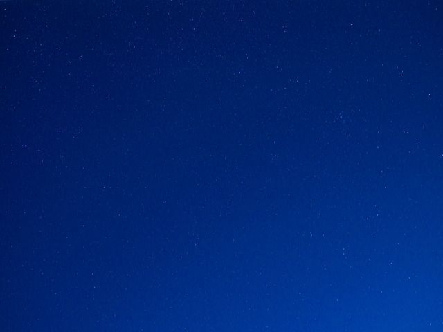 夜は星空も綺麗に見えます...