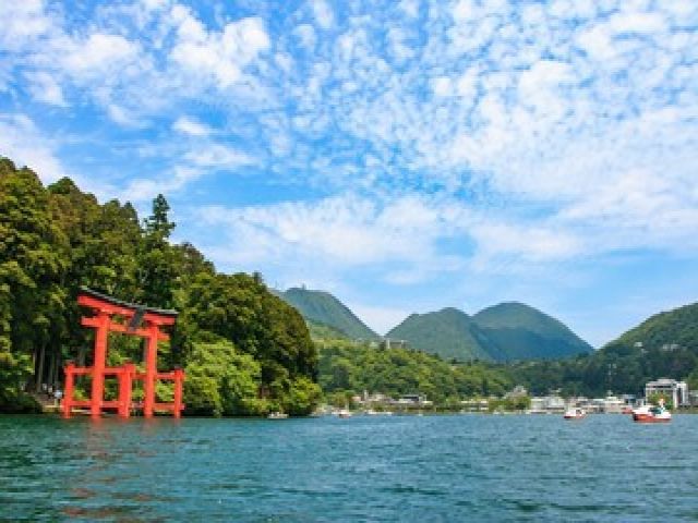 休日は周辺の観光もできます