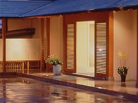 温泉地で住み込み勤務を希望する方