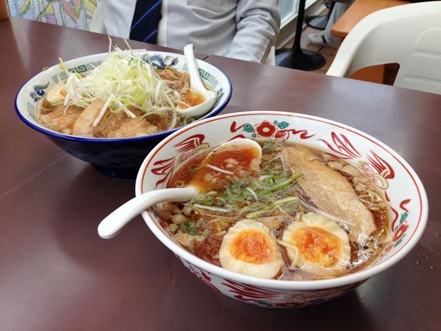 グルメな広島県。新鮮な海産物から山の幸までご当地食を堪能してください。