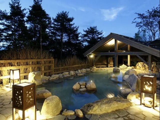 姉妹館（徒歩6.7分程度）の温泉入浴ができます！