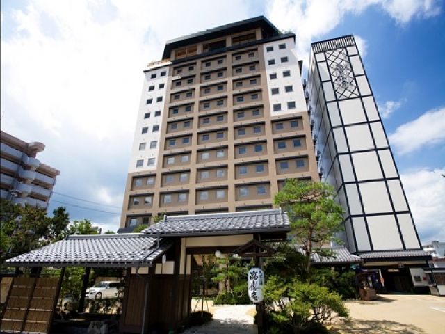 温泉もサウナも入れます！
生活環境◎な高山でのお仕事です☆