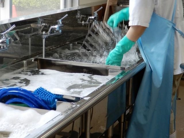 洗い場でのお仕事です！