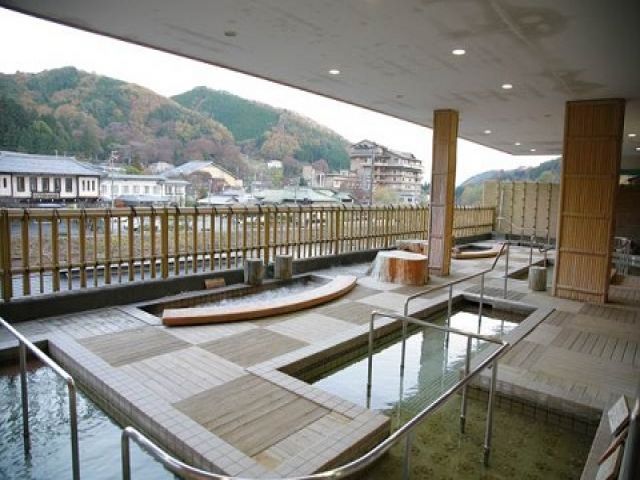 館内温泉が利用可能！美人の湯としても人気で館内に19種類の温泉があるという温泉天国です！