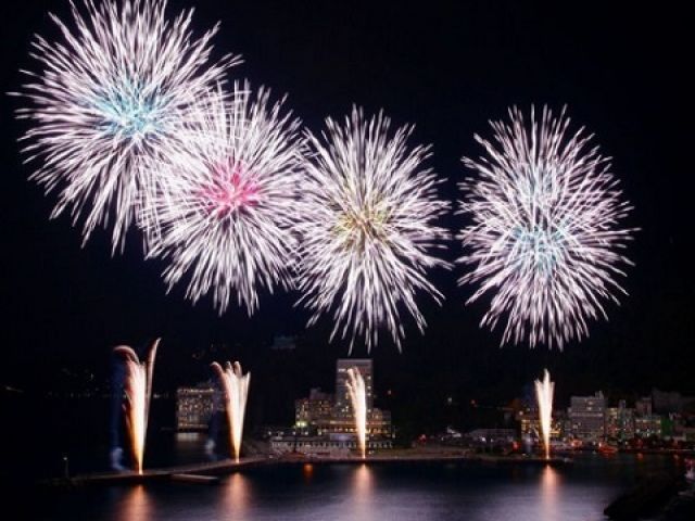 お休みは熱海観光!!
坂道は多いのでスニーカーは必須です♪