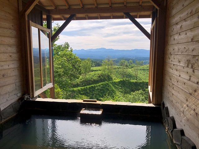 温泉からの景色は最高です！