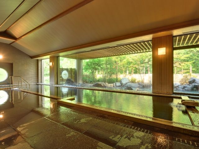 館内大浴場で日ごろの疲れを癒していただけます