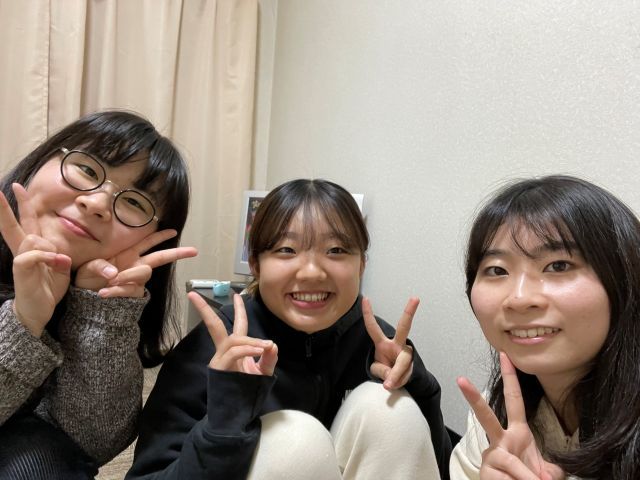 メインは鉄板焼き屋のホールのお仕事です！
外国人観光客の多いエリアでのお仕事です。