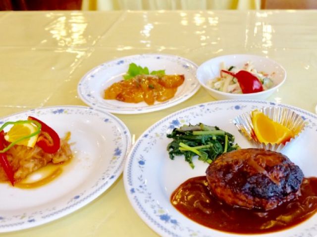 伊豆大島の郷土料理も提供しております