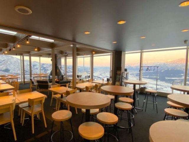山野上にあるカフェは絶景です！