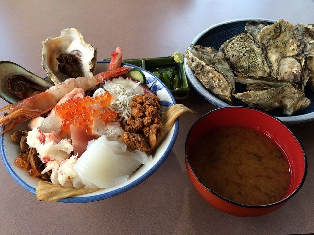 三重県は海の幸の宝庫です♪近隣にも牡蠣小屋や海鮮が食べれるスポットもあり♪