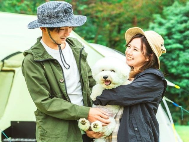 キャンプ場にはワンちゃん連れのお客様もいます！