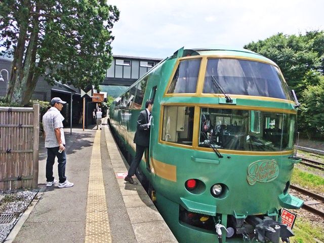 福岡や大分へのアクセス良好。近隣の観光も楽しめます。