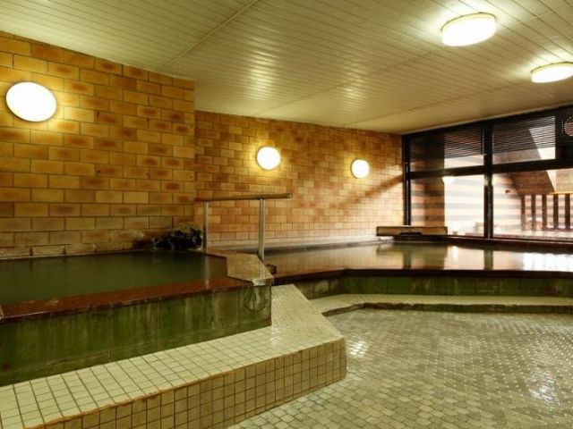 勤務後は草津の温泉で疲れをいやしてください！
最高ですよ～