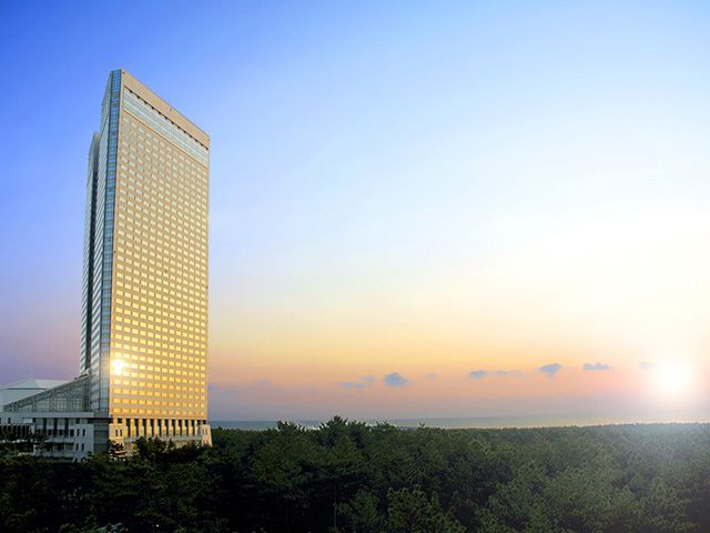海沿いに建つリゾートホテルでのお仕事です！