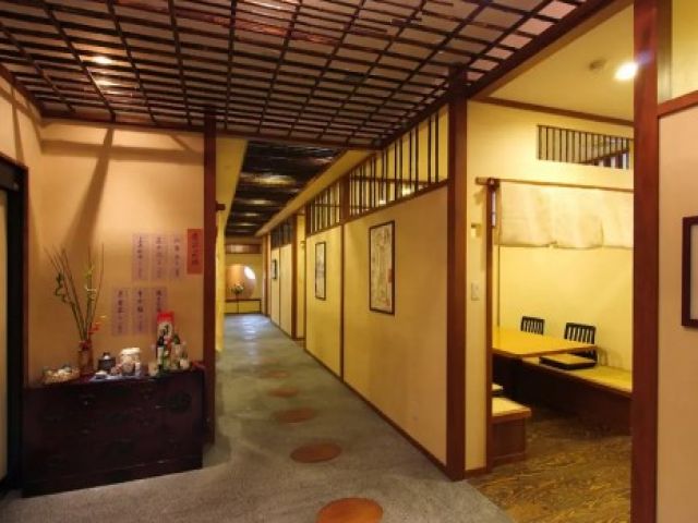 個室のお食事会場での対応です。