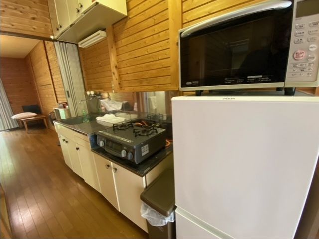 キッチン、洗濯機、電子レンジまで完備!!