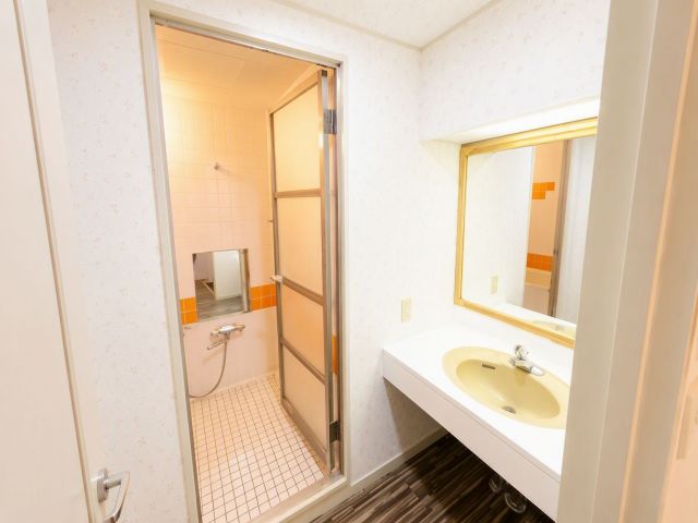 【寮内観】綺麗なお部屋です。※寮は複数ございます。