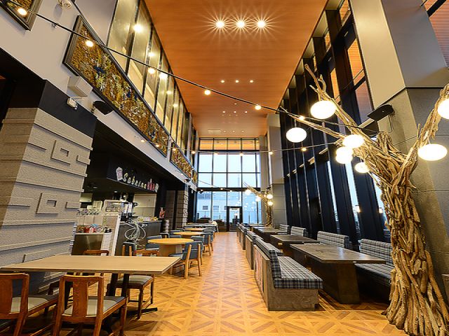 店内の広々と快適に過ごせます！