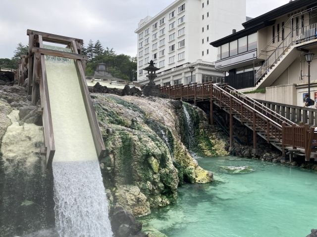 湯畑近くの老舗旅館！！