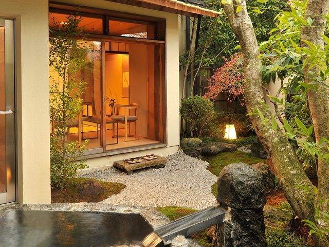景観が四季折々に変化する風情ある空間★