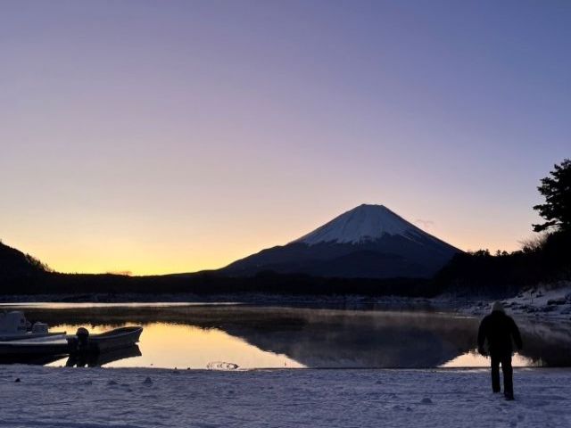 《冬の富士山》
雪×富士山は何度見ても絶景です☆