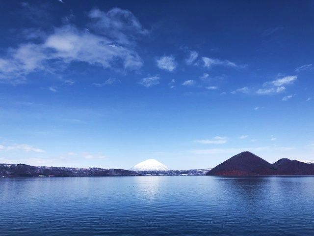 海、湖、山を同時に楽しめる抜群のロケーション！