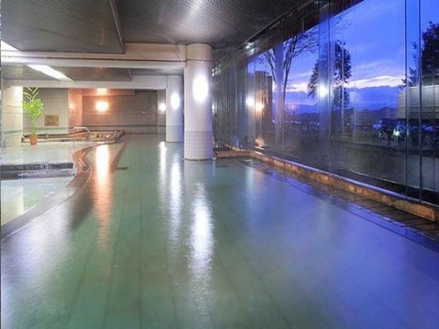 仕事で疲れたあとは温泉でゆっくり癒せます♪♪
