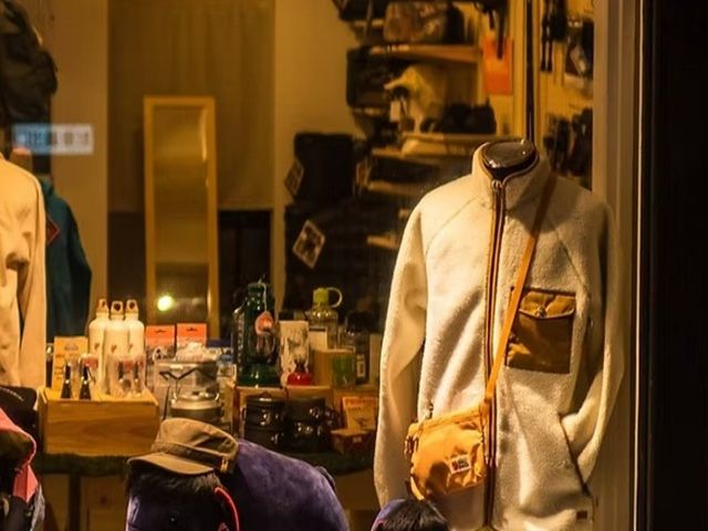 【職場】アウトドアショップ♪英会話活かせます★
