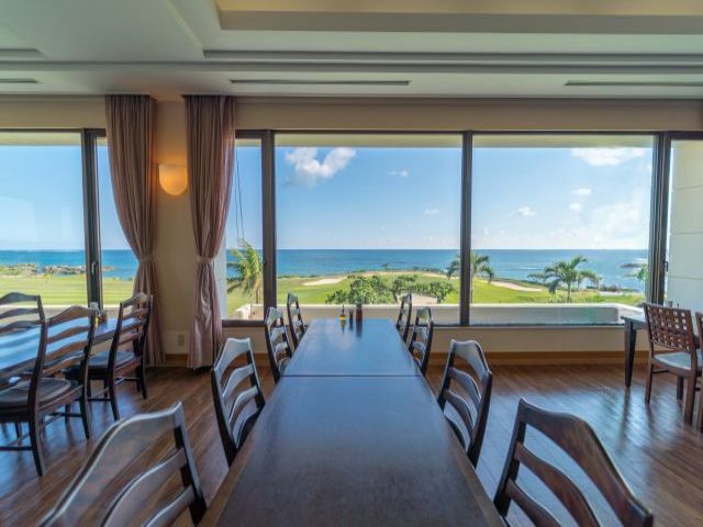 宮古島の海を望める景観でのお仕事★職場もレア！
