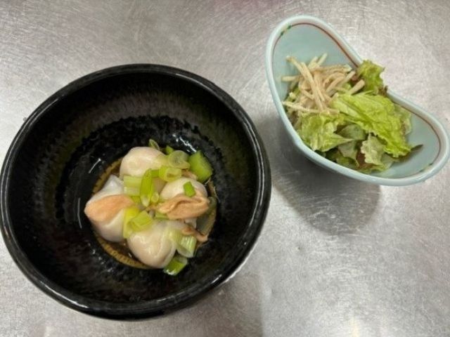 美味しい賄いもございますっ