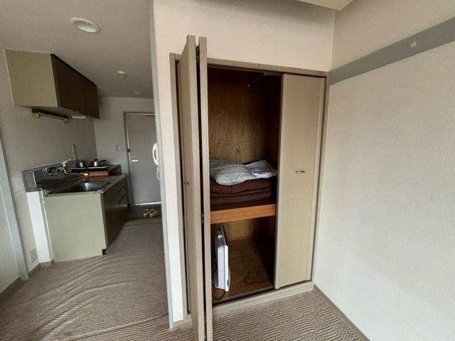 キッチンやトイレ、お風呂も付いており、生活環境◎