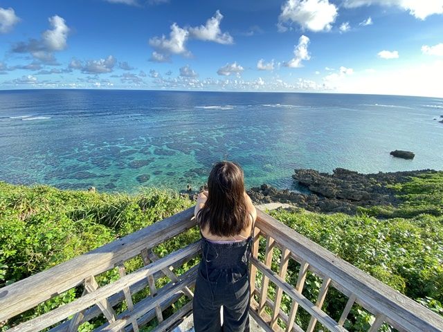 目の前にはきれいな海が広がっています！