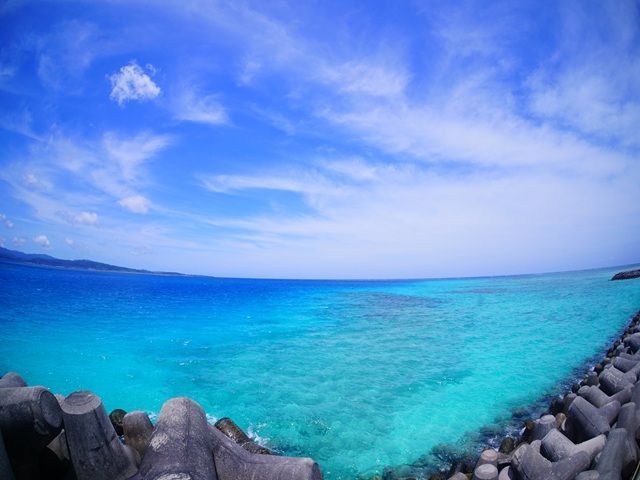 海も綺麗で休みの日はダイビングも可能♪