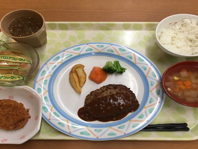 【従業員食堂】
