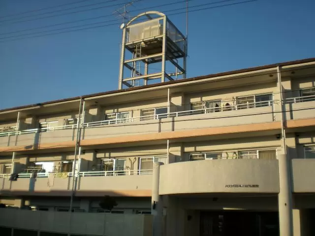 【寮外観】