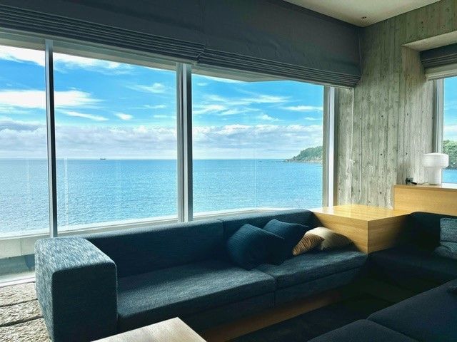 目の前に広がる日本海の絶景！
