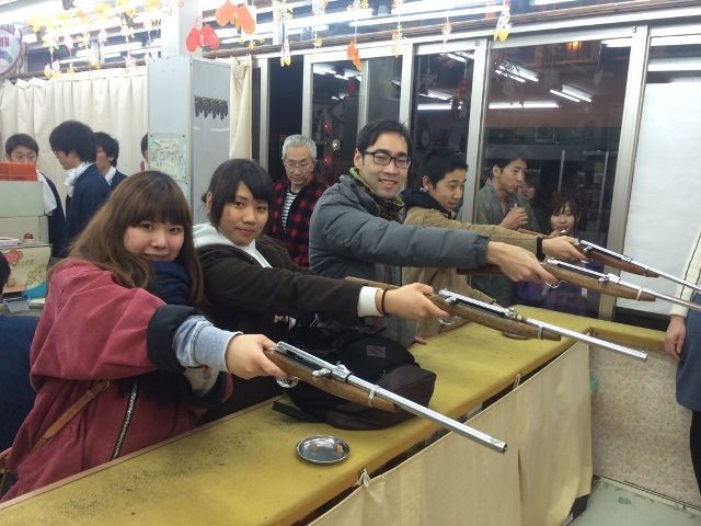 夜も散策すると楽しいですよ♪