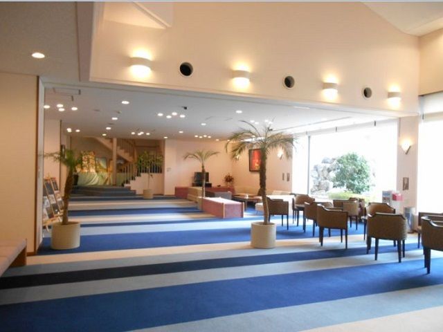 きれいで素敵なロピーです！
明るく元気にご対応をお願いします！！！