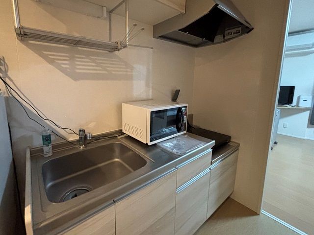 寮は風呂トイレ付きの広々個室、Wi-Fiも完備です♪大浴場にも毎日入れます！！