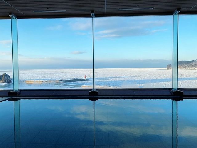 流氷を望みながらの温泉は最高です！！