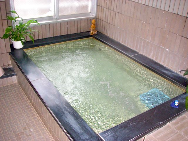 館内温泉利用できます。