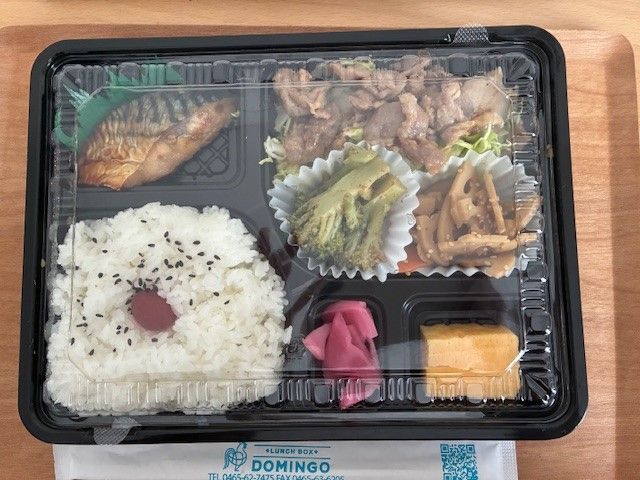 スタッフさんが撮影してくださった、賄いのお弁当です！