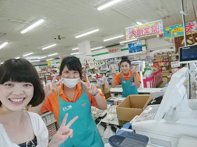 島人(しまんちゅ)のみなさんと仲良くなれる!
島のみなさんの憩いの場でもあります★