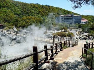 【雲仙温泉】美しい景観、高地に沸く温泉。大地の力を感じられる場所。