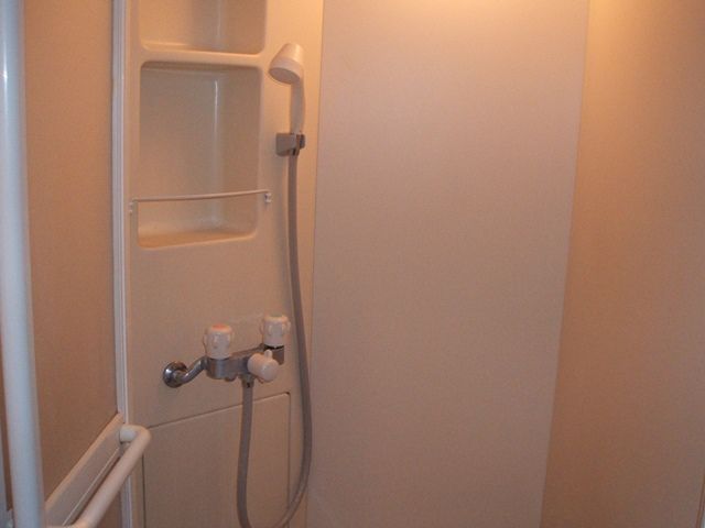 寮はお風呂、トイレ付きの完全個室です！