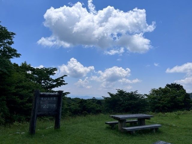 自然に囲まれたホテルでのお仕事です！
3食まかない無料・満点の星空・人間関係◎