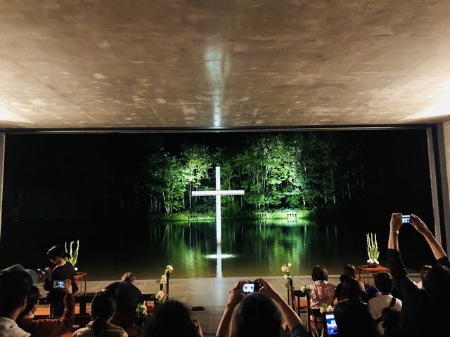 めずらしい氷の教会に関わるお仕事！