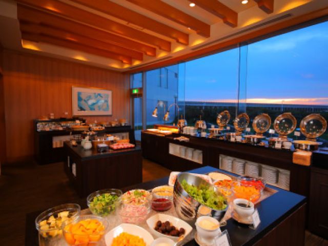 和洋中の調理補助業務です！