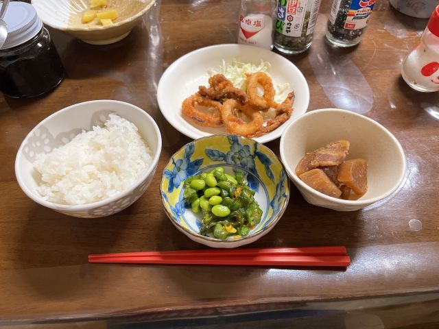 おいしいまかない付き！